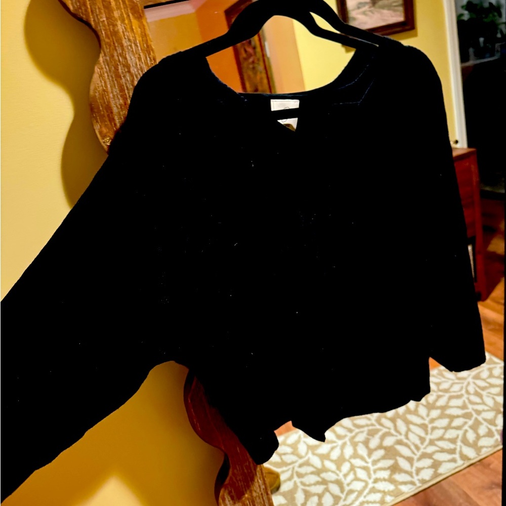 Elegant Black Women's Sweater